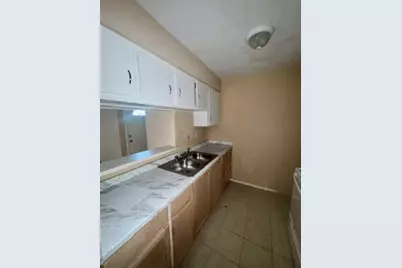 7200 Clarewood Drive #6, Houston, TX 77036 - Photo 3