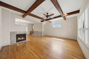 214 Detering St, Houston, TX 77007 - Photo 11