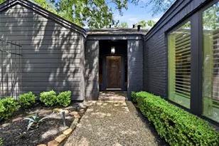 2701 Crossvine Cir, The Woodlands, TX 77380 - Photo 5