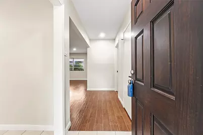 6110 Shadow Crest Street, Houston, TX 77074 - Photo 3