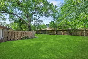 6110 Shadow Crest St, Houston, TX 77074 - Photo 21
