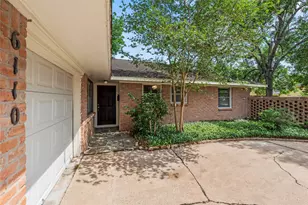 6110 Shadow Crest St, Houston, TX 77074 - Photo 23