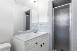 6110 Shadow Crest St, Houston, TX 77074 - Photo 13