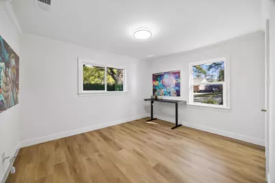 10042 Valley Forge Drive, Houston, TX 77042 - Photo 25