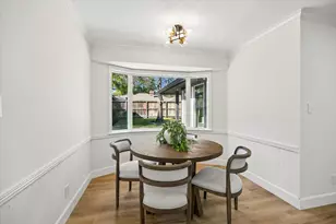 10042 Valley Forge Dr, Houston, TX 77042 - Photo 13