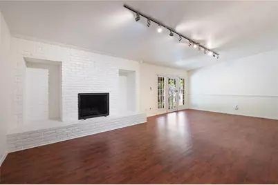 10714 Hillcroft Avenue, Houston, TX 77096 - Photo 13