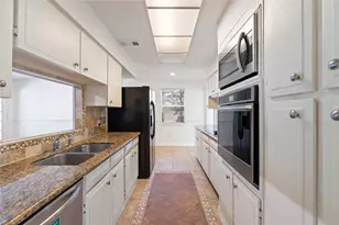 10714 Hillcroft Ave, Houston, TX 77096 - Photo 11