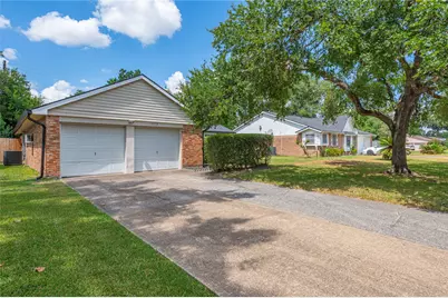 10714 Hillcroft Avenue, Houston, TX 77096 - Photo 37