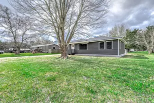 14201 Susie Ln, Alvin, TX 77511 - Photo 3