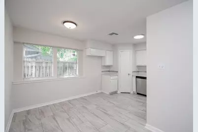 9527 Kingsvalley Street, Houston, TX 77075 - Photo 13