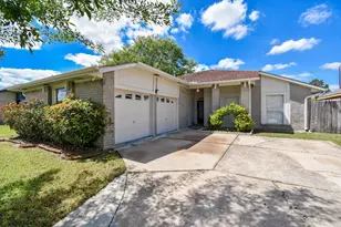 9527 Kingsvalley St, Houston, TX 77075 - Photo 5