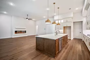 209 Lilac Tree Ct, Willis, TX 77318 - Photo 9