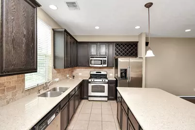 3323 Home Point Drive, Houston, TX 77091 - Photo 9