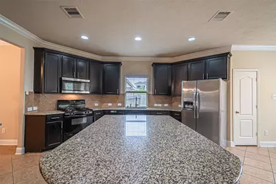 11507 Bermondsey Drive, Tomball, TX 77377 - Photo 13