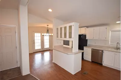 10007 Elderberry Park Lane, Tomball, TX 77375 - Photo 5