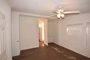 10007 Elderberry Park Ln, Tomball, TX 77375 - Photo 9