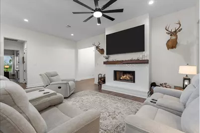 8228 Avenue L, Santa Fe, TX 77510 - Photo 9
