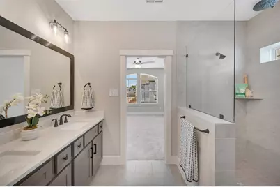 16043 Hayes Park Drive, Houston, TX 77079 - Photo 43