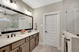 16043 Hayes Pk Dr, Houston, TX 77079 - Photo 29