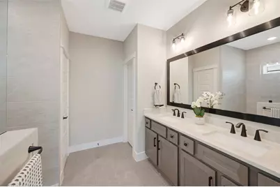 16043 Hayes Park Drive, Houston, TX 77079 - Photo 41
