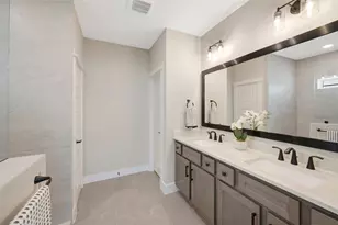 16043 Hayes Pk Dr, Houston, TX 77079 - Photo 41