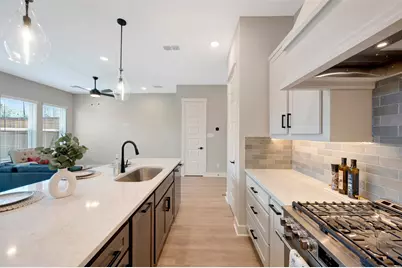 16043 Hayes Park Drive, Houston, TX 77079 - Photo 25