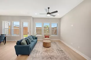 16043 Hayes Pk Dr, Houston, TX 77079 - Photo 15