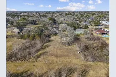 2105 Howell Avenue, La Marque, TX 77568 - Photo 17