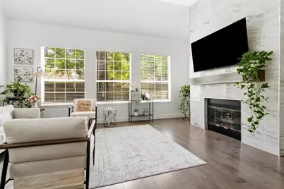 55 Terraglen Dr, The Woodlands, TX 77382 - Photo 3