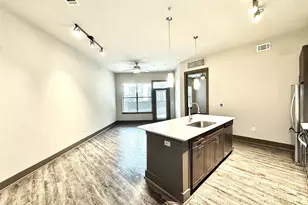 5454 Washington Ave, Houston, TX 77007 - Photo 1