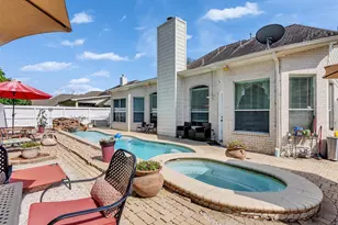 1922 Oakwood Ct Dr, Baytown, TX 77521 - Photo 41