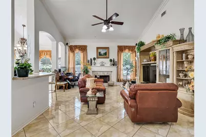 1922 Oakwood Court Drive, Baytown, TX 77521 - Photo 11