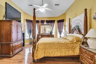 1922 Oakwood Ct Dr, Baytown, TX 77521 - Photo 25