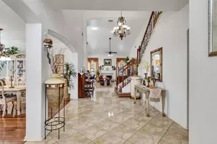1922 Oakwood Ct Dr, Baytown, TX 77521 - Photo 5
