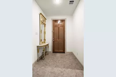 12117 Creekside Villas Court, Conroe, TX 77304 - Photo 5