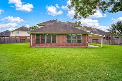 15318 Amesbury Lane, Sugar Land, TX 77478 - Photo 49