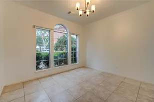 15318 Amesbury Ln, Sugar Land, TX 77478 - Photo 5