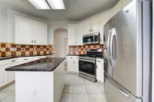 15318 Amesbury Ln, Sugar Land, TX 77478 - Photo 23