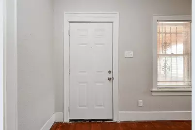 5049 Jefferson Street #B, Houston, TX 77023 - Photo 7