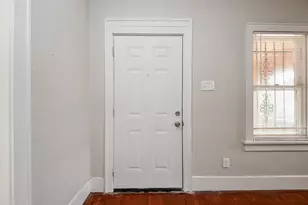 5049 Jefferson St, Houston, TX 77023 - Photo 7