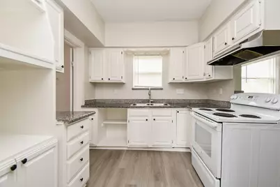 5049 Jefferson Street #B, Houston, TX 77023 - Photo 13