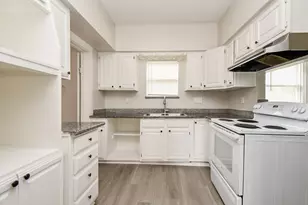 5049 Jefferson St, Houston, TX 77023 - Photo 13