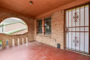 5049 Jefferson St, Houston, TX 77023 - Photo 5