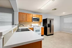 1614 Wooded Acres Dr, Humble, TX 77396 - Photo 9