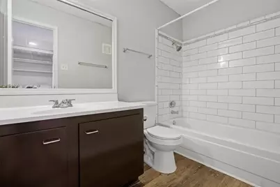 700 Thicket Lane #304, Houston, TX 77079 - Photo 19