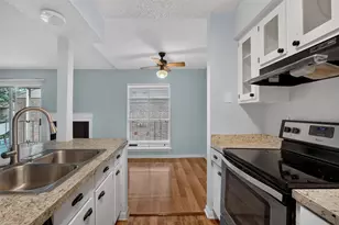 700 Thicket Ln, Houston, TX 77079 - Photo 13