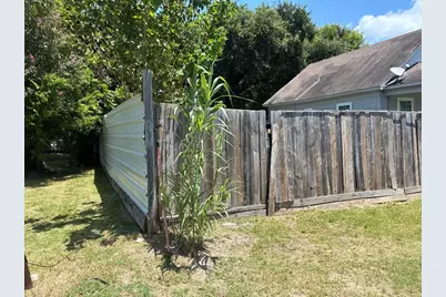 3219 Evella Street, Houston, TX 77026 - Photo 3