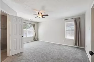 10 Eastwood Pl, The Woodlands, TX 77382 - Photo 9