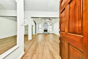 1419 Hudgens Ave, Katy, TX 77493 - Photo 5