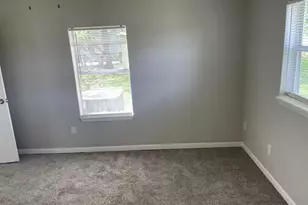 809 19th St, Hempstead, TX 77445 - Photo 17